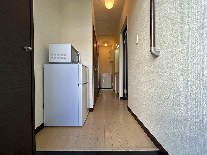 レオネクストＰＲＥＳＳＯ大師西 玄関