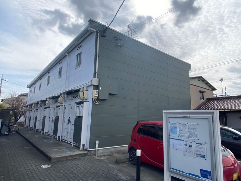 レオパレスＧＯＤＤＥＳ師勝 外観