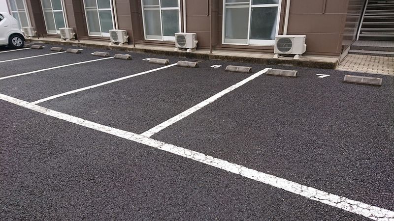 レオパレス太陽 駐車場