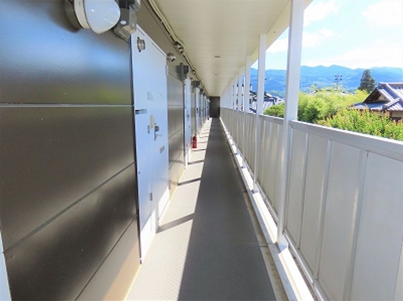 レオパレスピュアフル 共用部分
