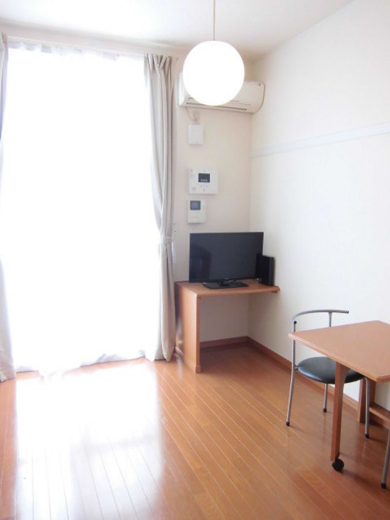 leopalace Hibiki 客厅