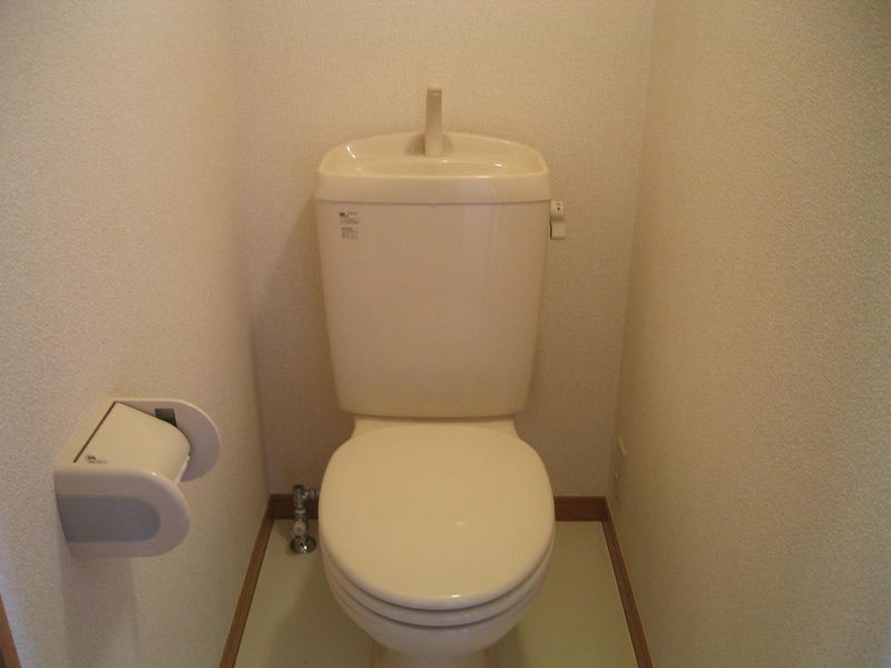 レオパレスリバティ・タカ トイレ