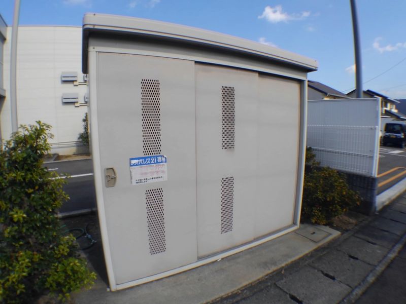 レオパレスマンダリアンコート藤井 共用部分