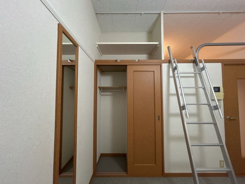 レオパレスｂｅｌ　ｓｕｏｎｏ 収納