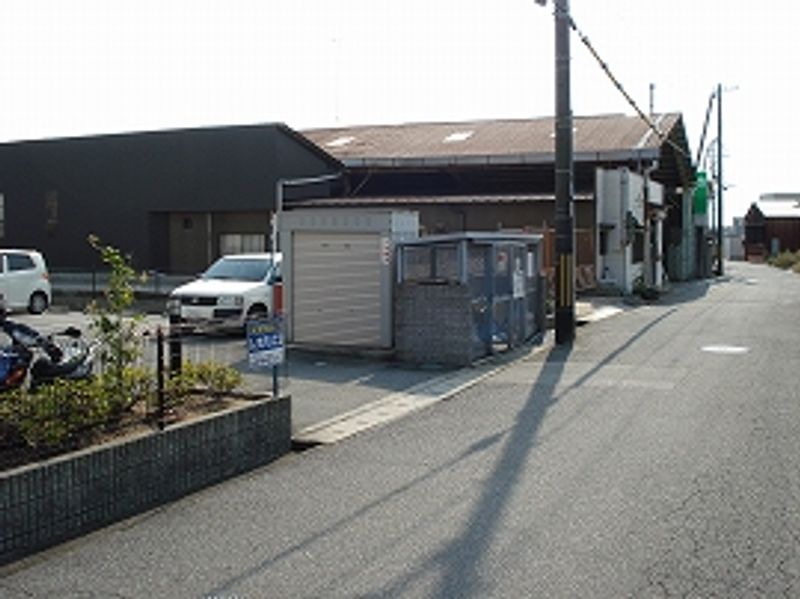 レオパレスＹ・Ｋ・Ｔ高砂 駐車場