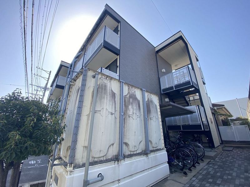 leopalace Y Urasato Exterior