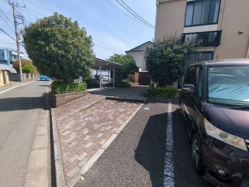 レオパレスラ　プリマヴェーラ エントランス