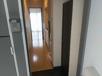 レオネクストＮＡＧＯＭＩ 玄関