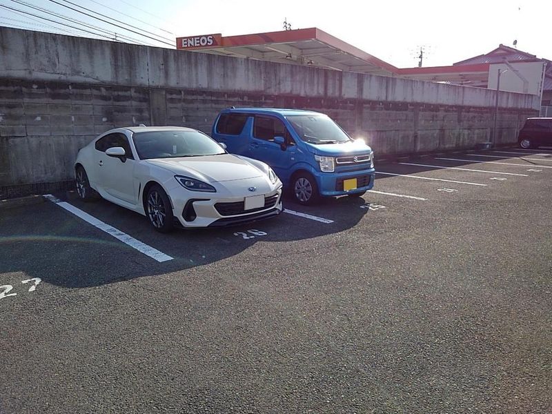 レオパレスＡＭＯＲＥ 駐車場