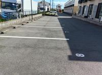 レオパレスコマンダー 駐車場