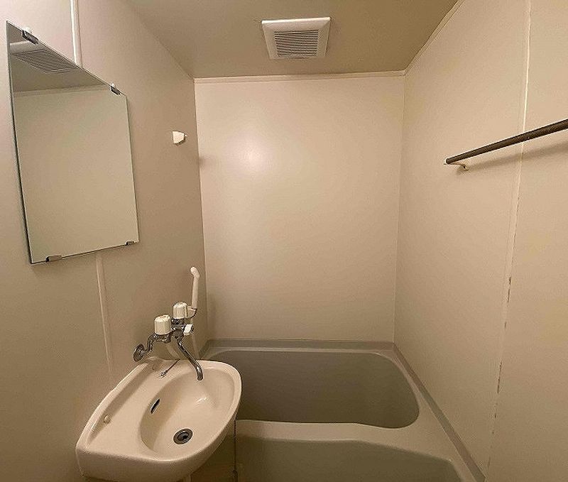 レオパレス丸岡 風呂