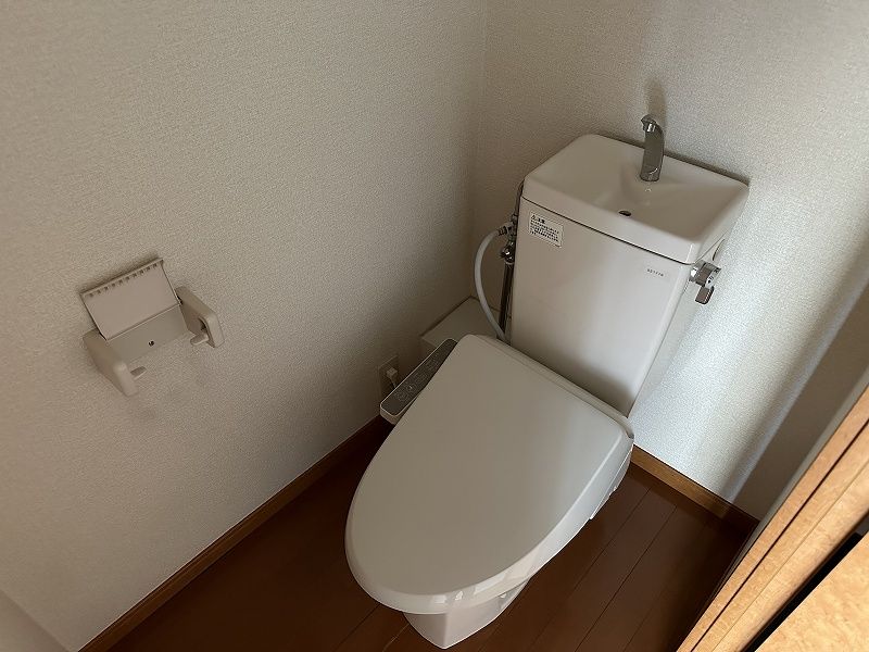 レオパレスパステロ トイレ