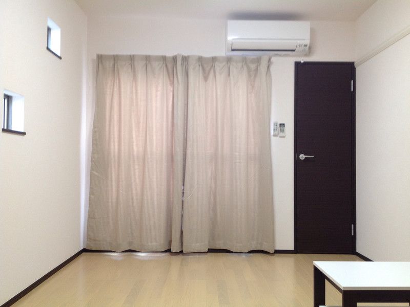 ＣＡＲＡＲＵさがみ野 居間