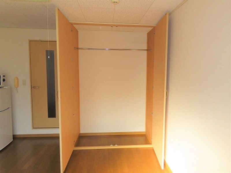 レオパレスファーストステージＳ 収納
