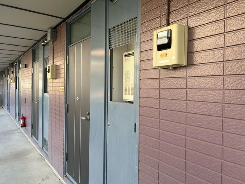 レオパレス向田 エントランス