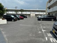 レオネクストハピネス 駐車場