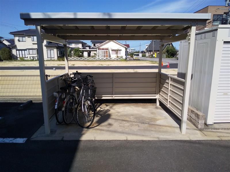 レオパレス西荒屋 共用部分