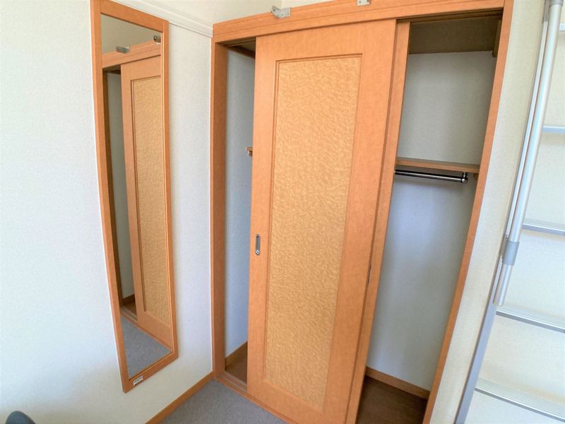 レオパレスＣａｓａ　Ｎａｐｏｌｉ 収納