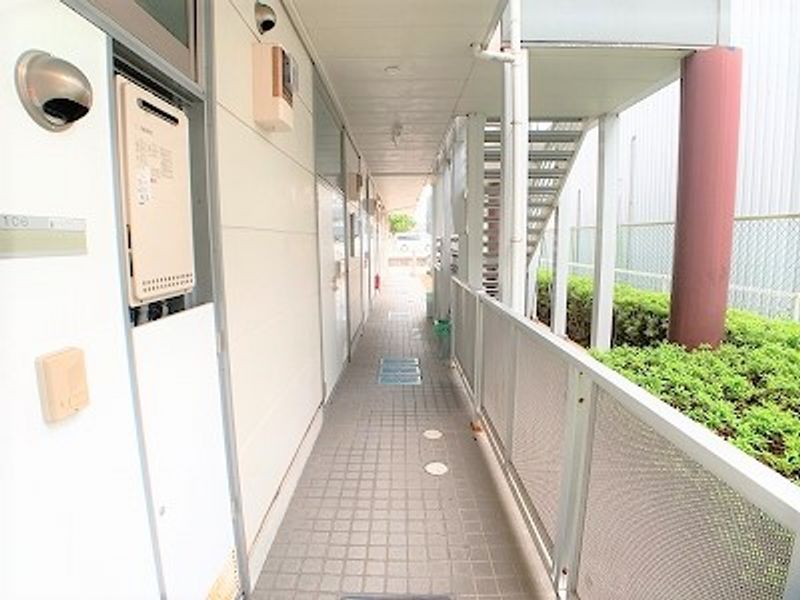 レオパレスＳｕｃｃｅｓｓ エントランス