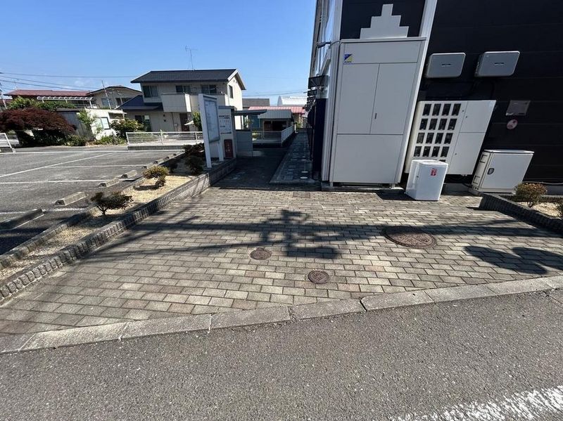 レオパレスＫｅｎｄａ エントランス