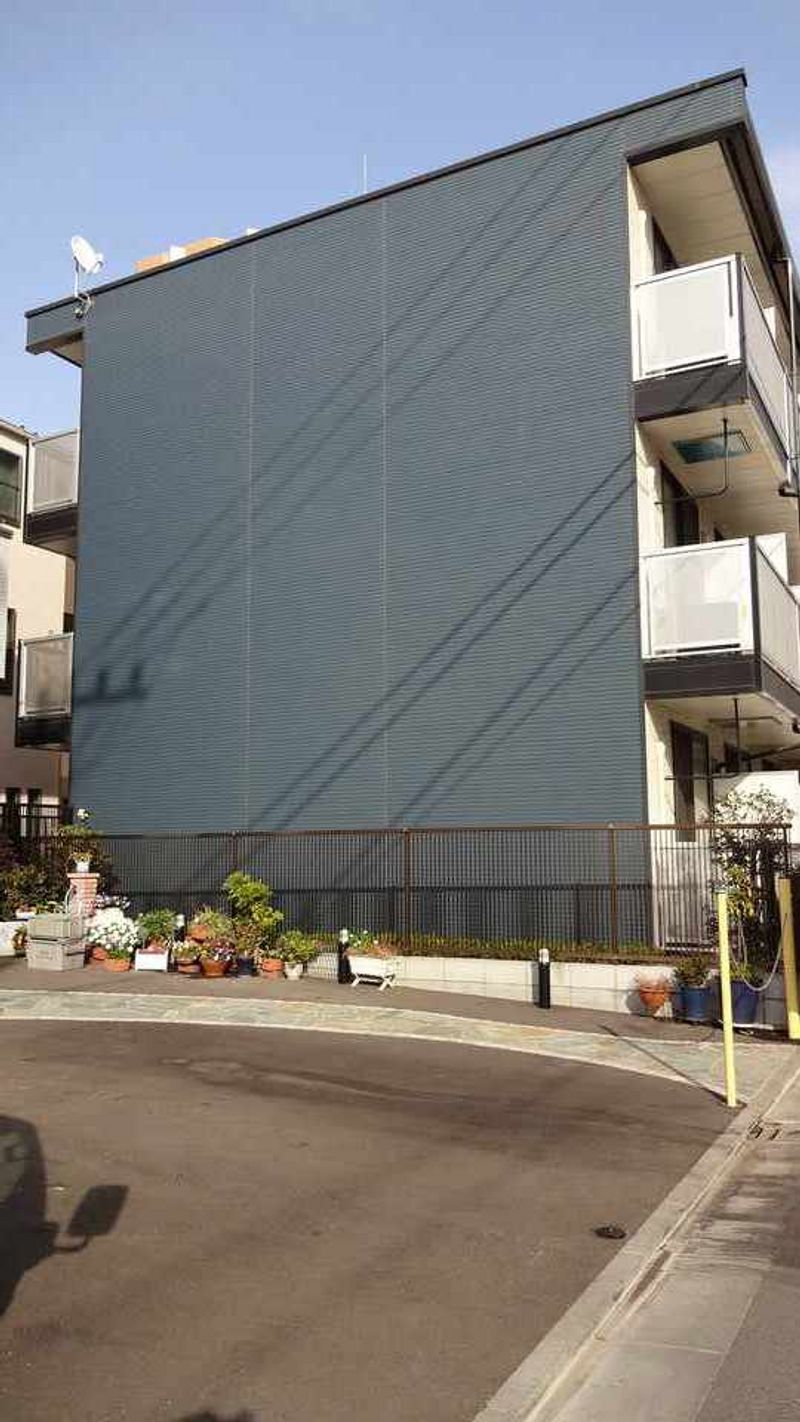 レオパレスハネダ 外観