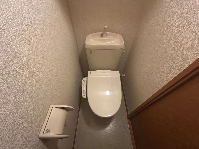 レオパレス南風原 トイレ