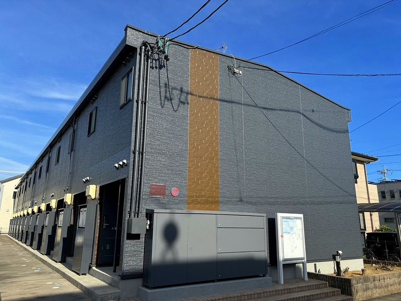 レオパレスディアコートＢ 外観