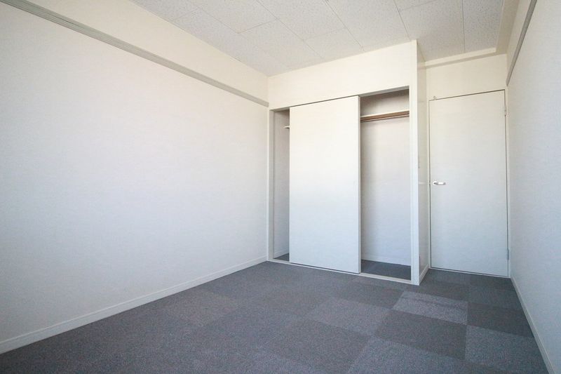 レオパレスフローラⅡ 収納