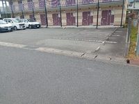レオパレスコスモス 駐車場