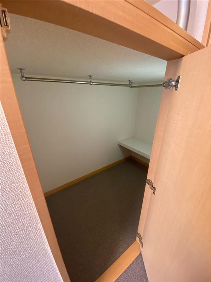 レオパレスアークハウス 収納