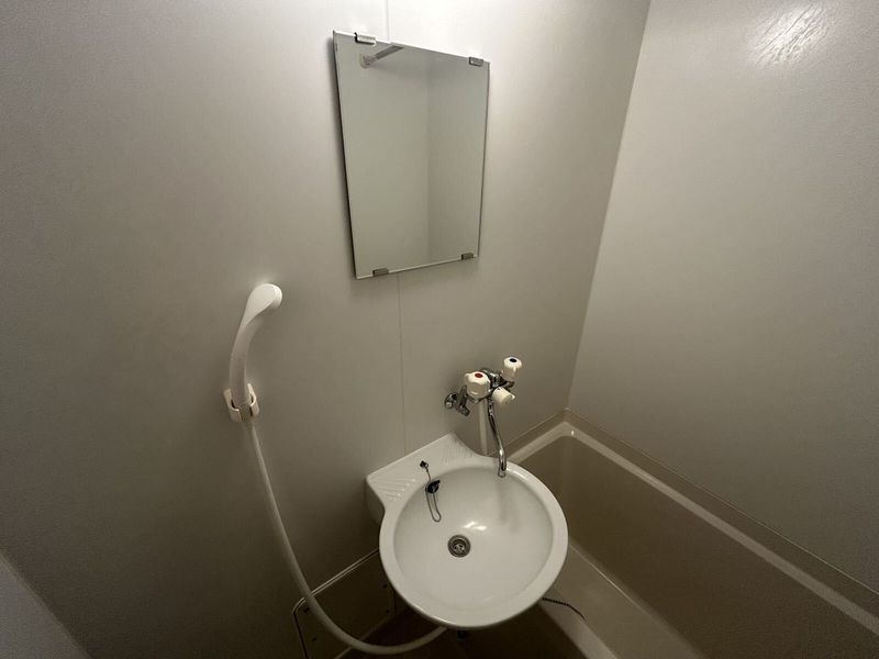 レオパレスひだまりの丘　鹿島 洗面台