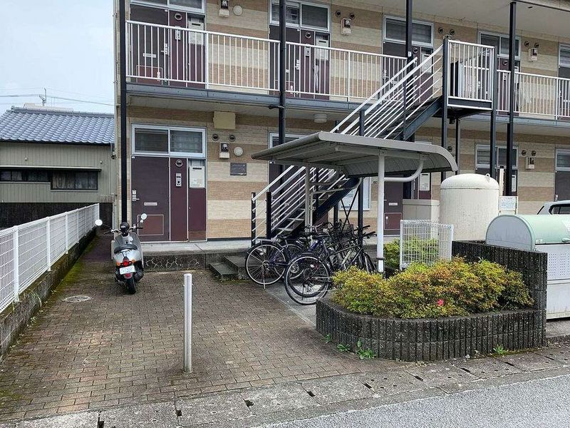 レオパレスポラリス　エクレール 共用部分