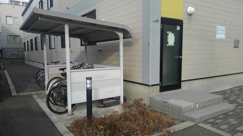 レオパレスセヴィル 共用部分