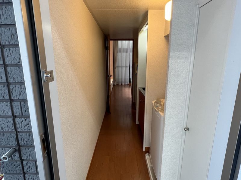 レオパレスシュトラント　イソゴ 玄関