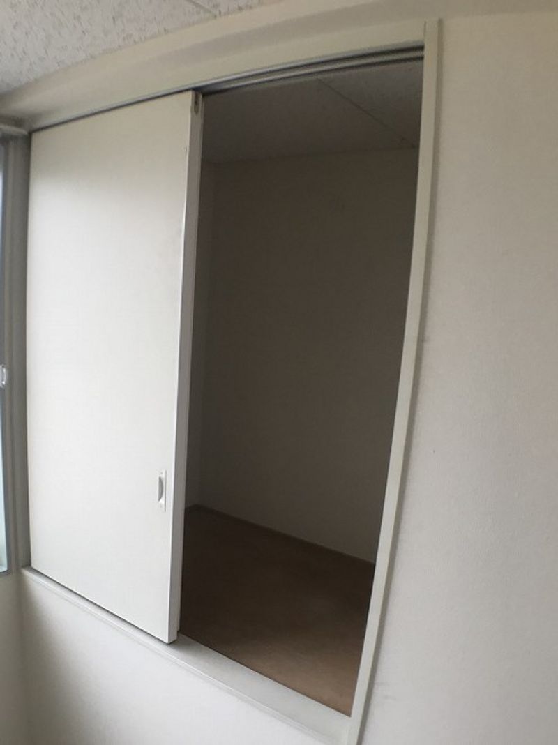 レオパレス高木 収納