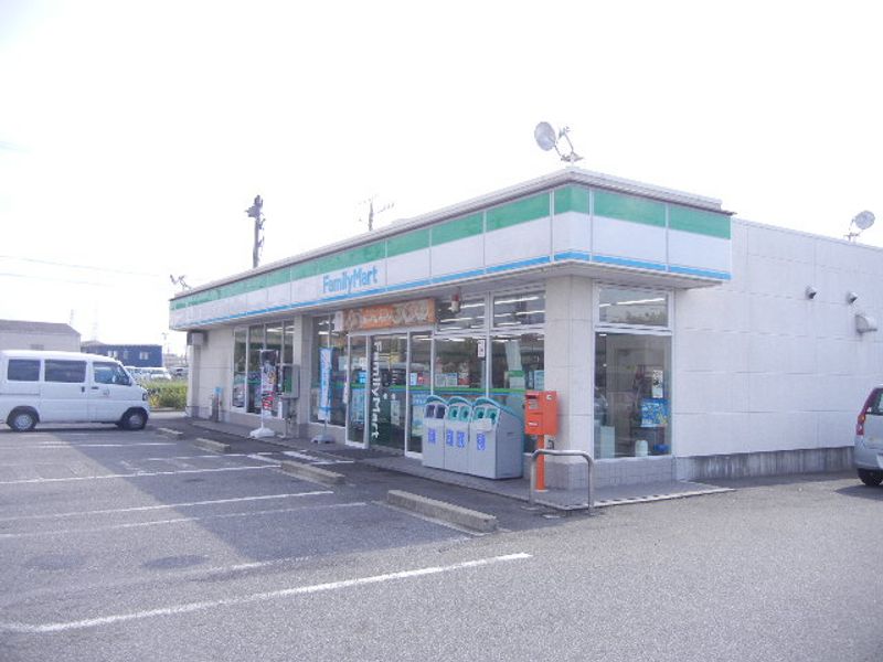 レオパレス駒草三好 周辺環境