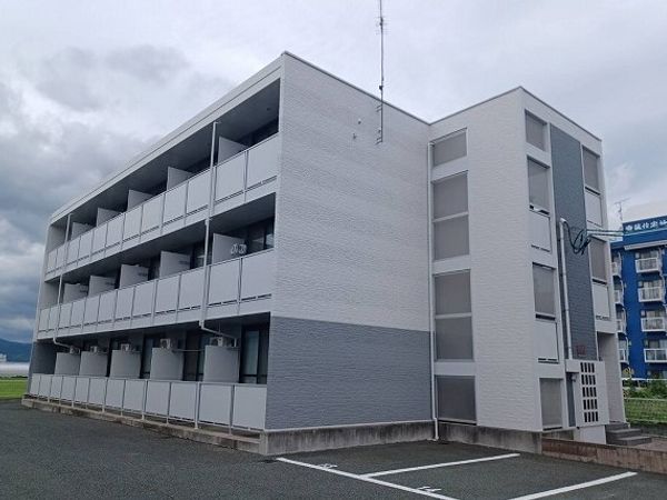 leopalace Crystal 외관