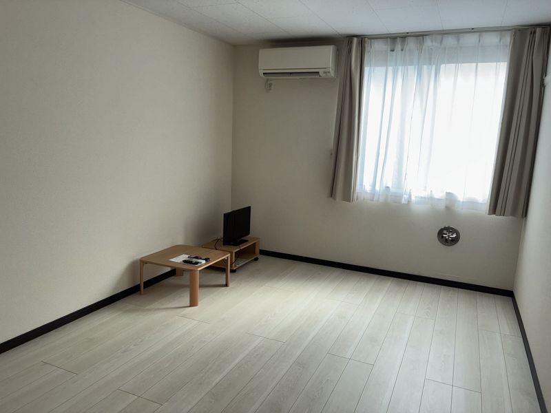レオネクストアルブル 居間