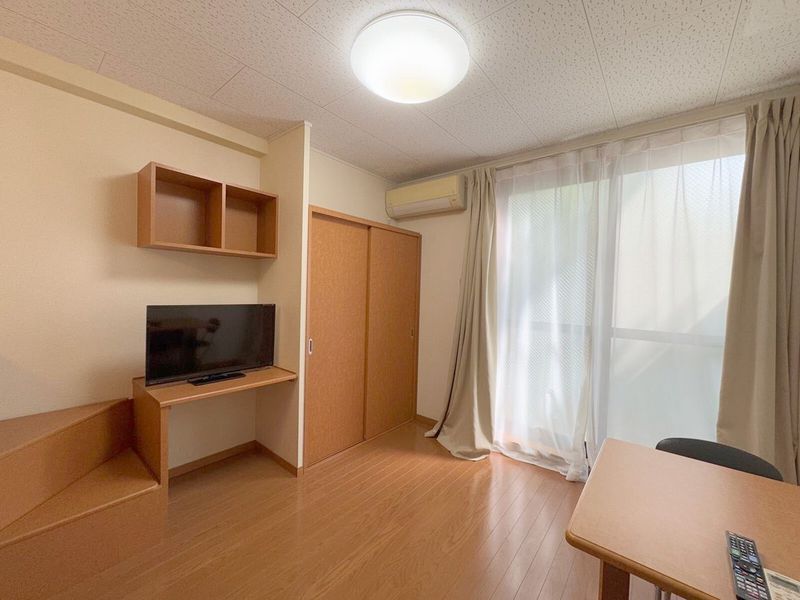 レオパレスベルヴィル 居間