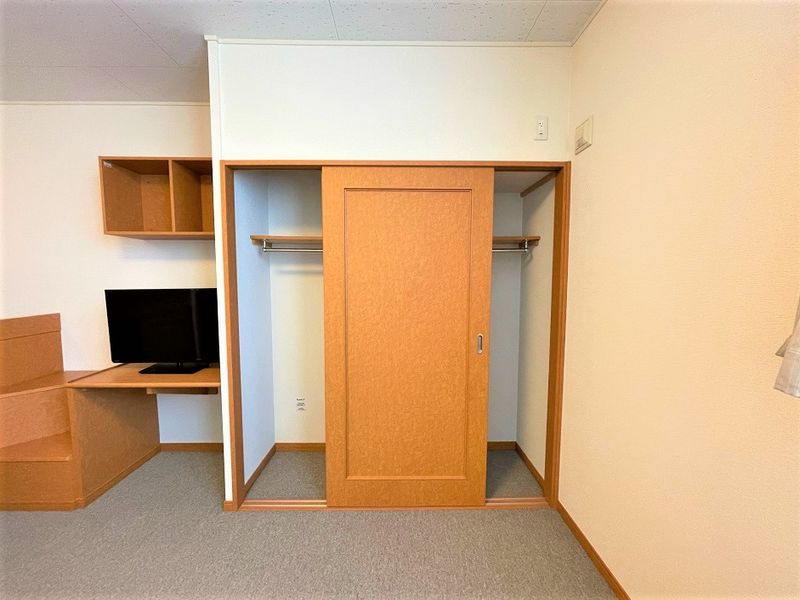 レオパレスホットスプリング 収納