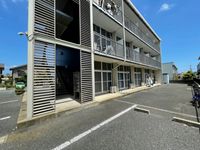 レオパレスロイヤル　ミヤケ バルコニー