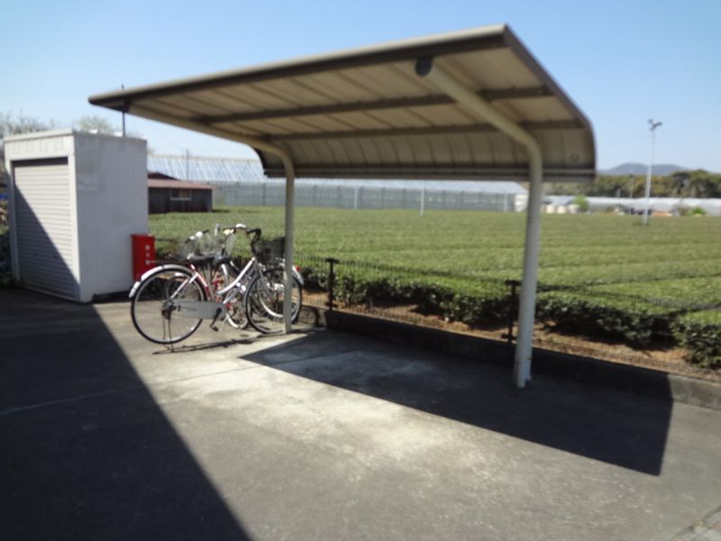 レオパレスユシェロ 共用部分
