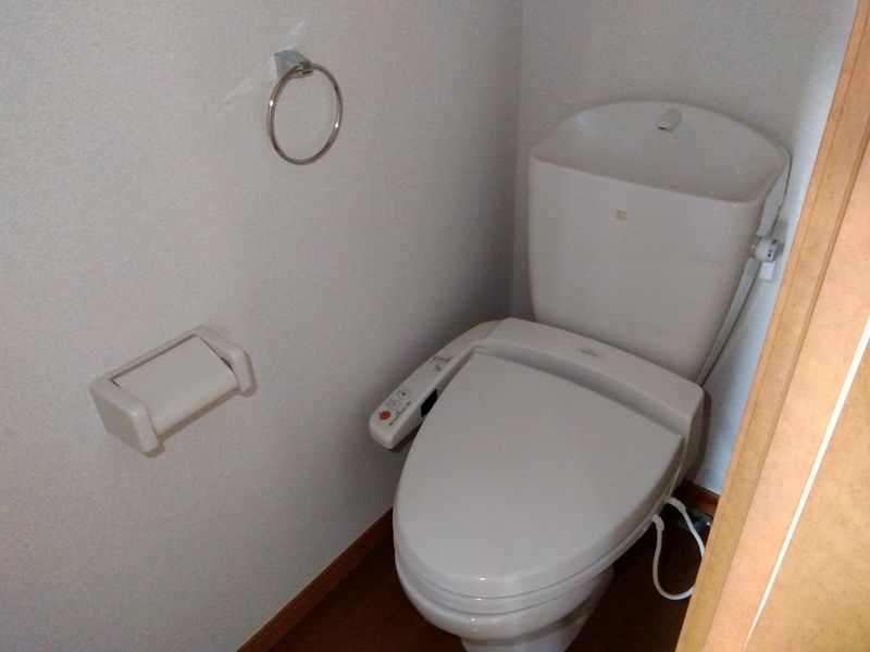 レオパレスさぬき トイレ