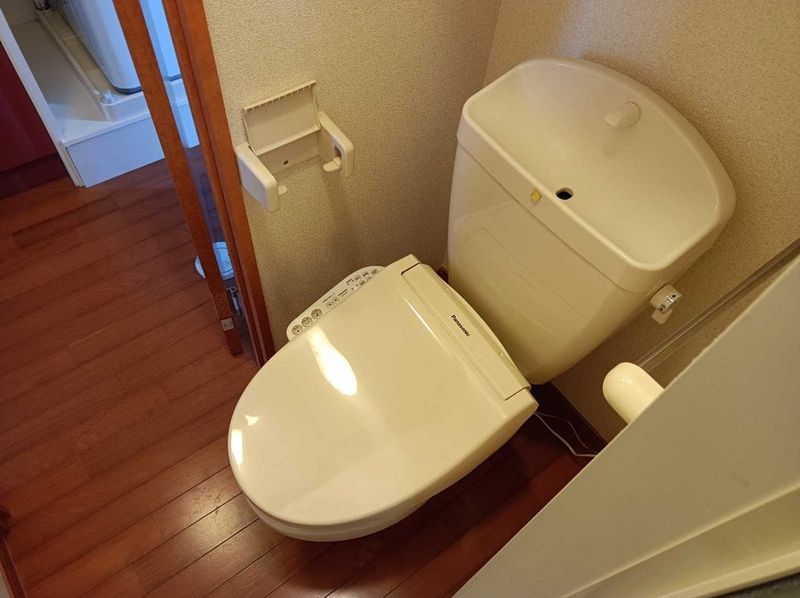 レオパレスやもと トイレ