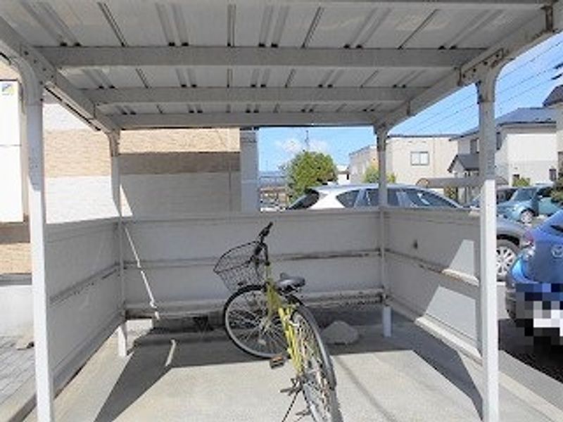 レオパレスハマダテ 共用部分