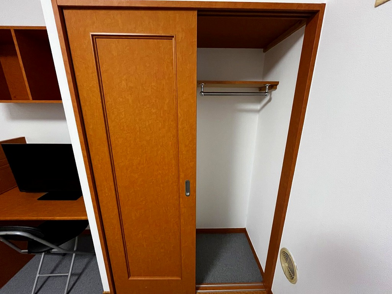 レオパレスグランデ 収納