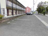 レオパレス涼風爽 駐車場