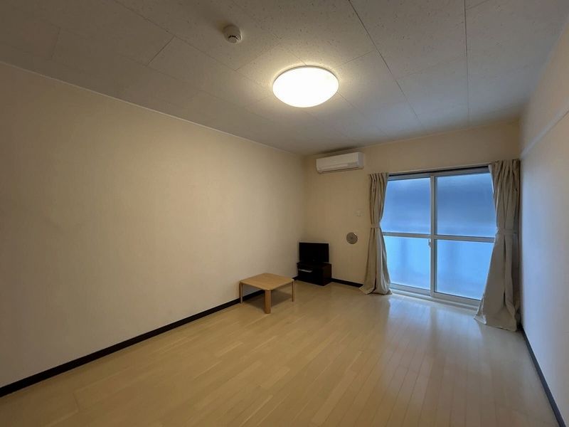 レオネクストブルーヴィラⅡ 居間