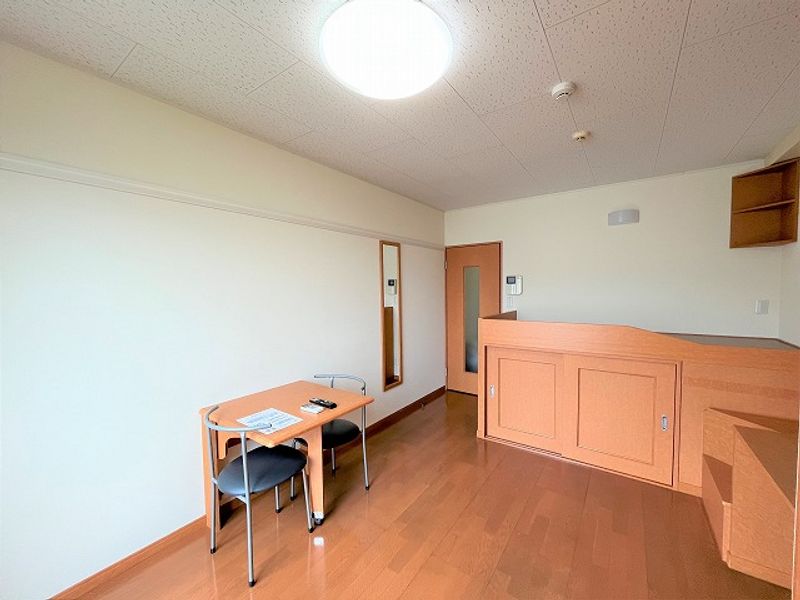レオパレスネクステージ樽井 寝室
