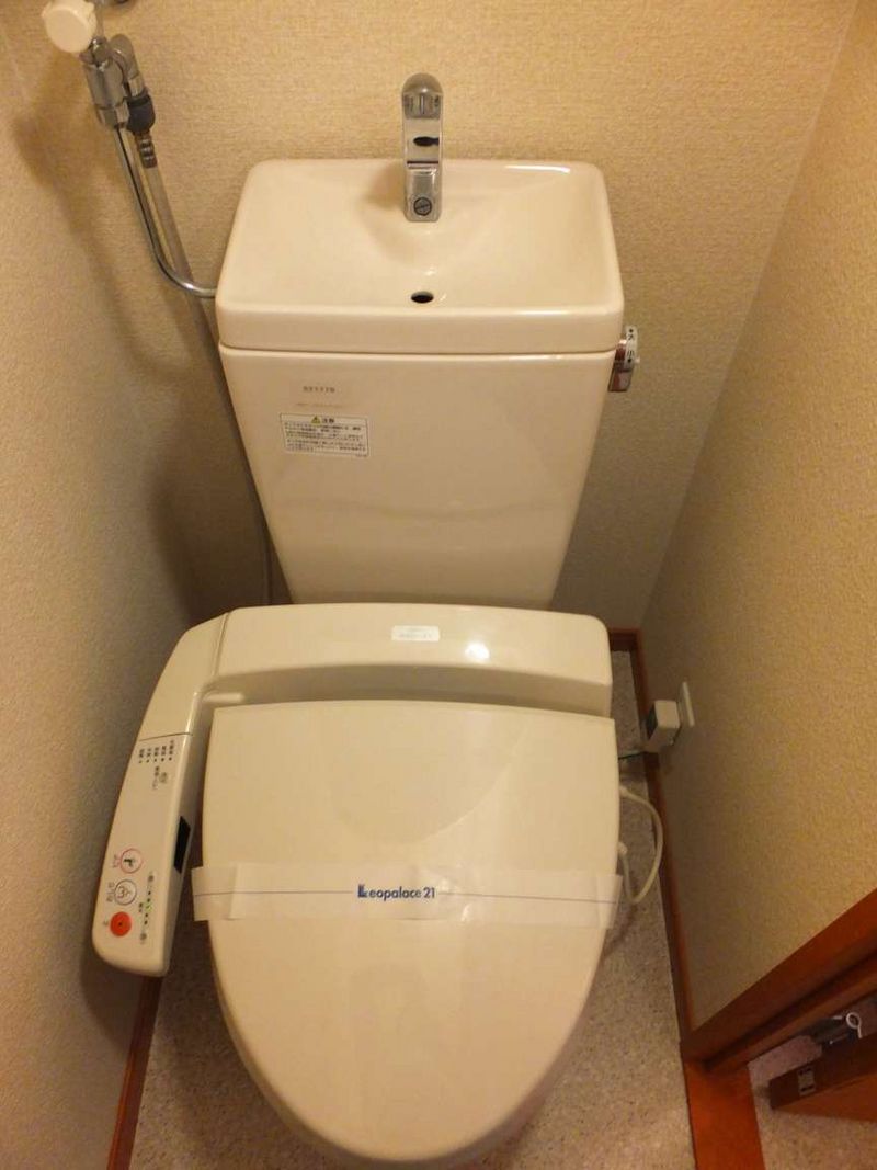 レオパレスＮＯＮＡ トイレ